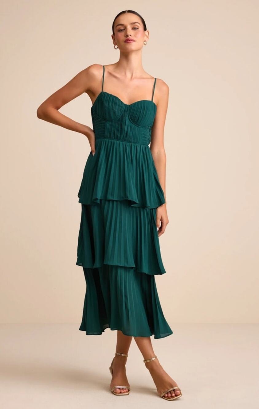 Lulu's Emerald Green Tiered Midi Dress